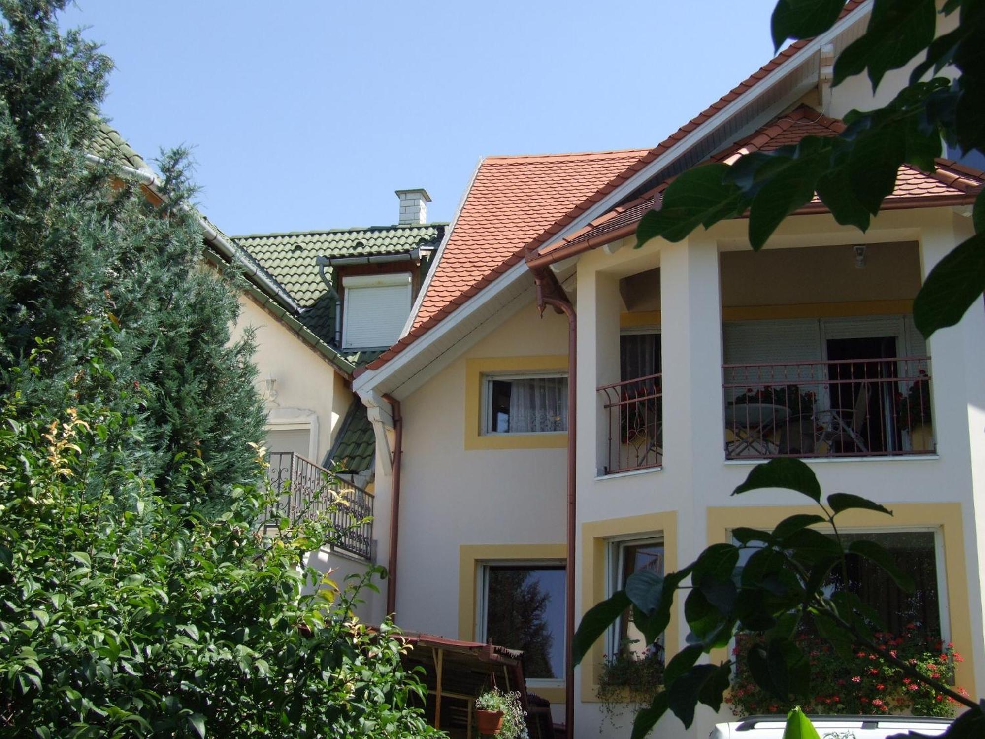 Apartment Revesz Harkany Bagian luar foto